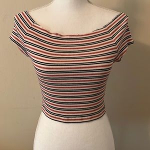 BRANDY MELVILLE Cropped Top
